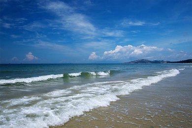 惠东双月湾·享海亚投国际酒店、巽寮湾快艇冲浪、风味海鲜餐二天 惠东双月湾·享海亚投国际酒店、巽寮湾快艇冲浪、风味海鲜餐二天