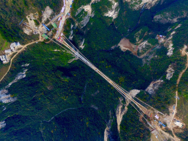 SZL【全景大湘西】韶山·张家界森林公园(袁家界-阿凡达-百龙电梯)·金鞭溪·天门山玻璃栈道 大峡谷玻璃桥·溪布街·芙蓉镇·凤凰古城/双高铁五天游 SZL【全景大湘西】韶山·张家界森林公园(袁家界-阿凡达-百龙电梯)·金鞭溪·天门山玻璃栈道 大峡谷玻璃桥·溪布街·芙蓉镇·凤凰古城/双高铁五天游