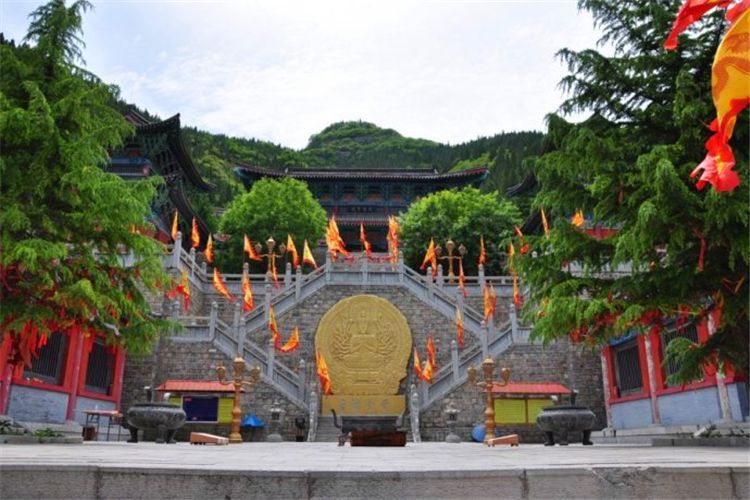 暑期特价青州2日游——黄花溪、天缘谷、网红5A景区-青州古城、博物馆、范公亭公园二日游 暑期特价青州2日游——黄花溪、天缘谷、网红5A景区-青州古城、博物馆、范公亭公园二日游